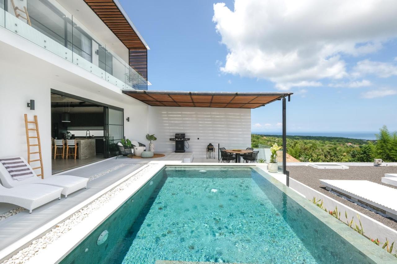 Makai Uluwatu Villa Exterior photo